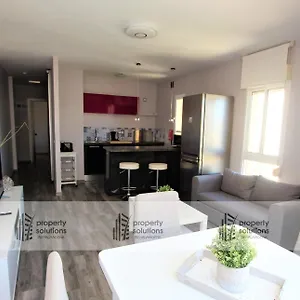 645-aguila-apartamentos-vista-al-mar-cerca-de-tren.hotelsinnerja.org/
